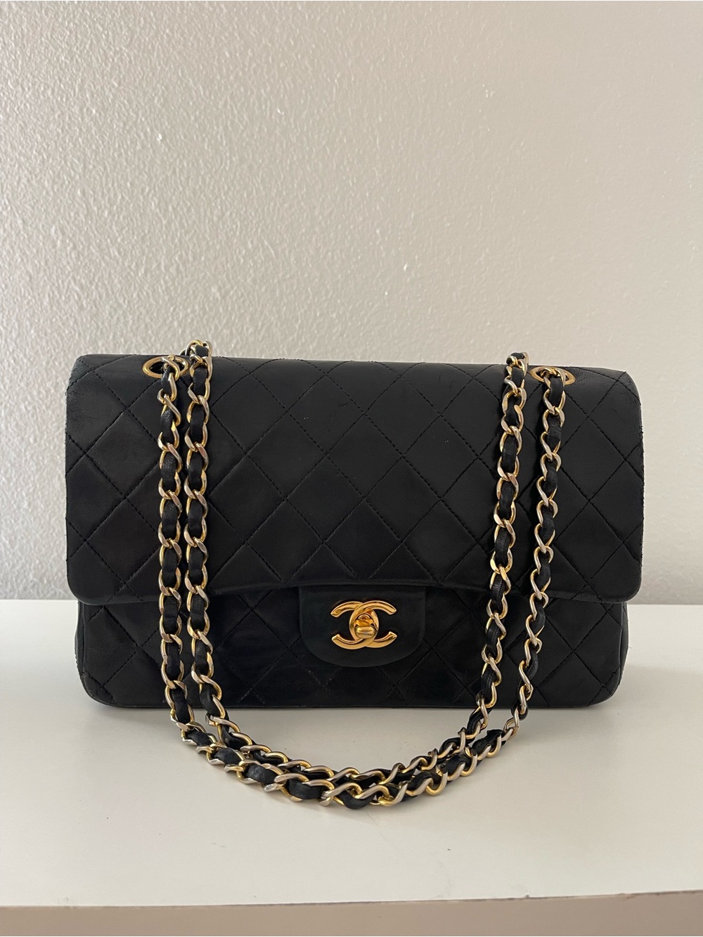 CHANEL Vintage Medium Flap